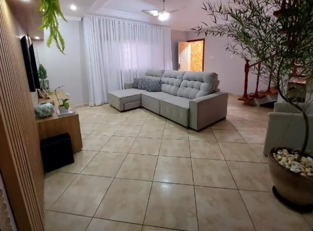 Casa com 2 quartos e 154 m² em Vila Guilhermina, Praia Grande