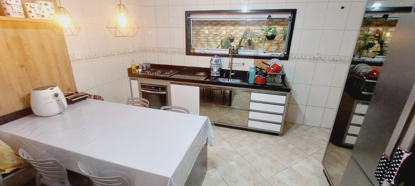Casa com 2 quartos e 154 m² em Vila Guilhermina, Praia Grande