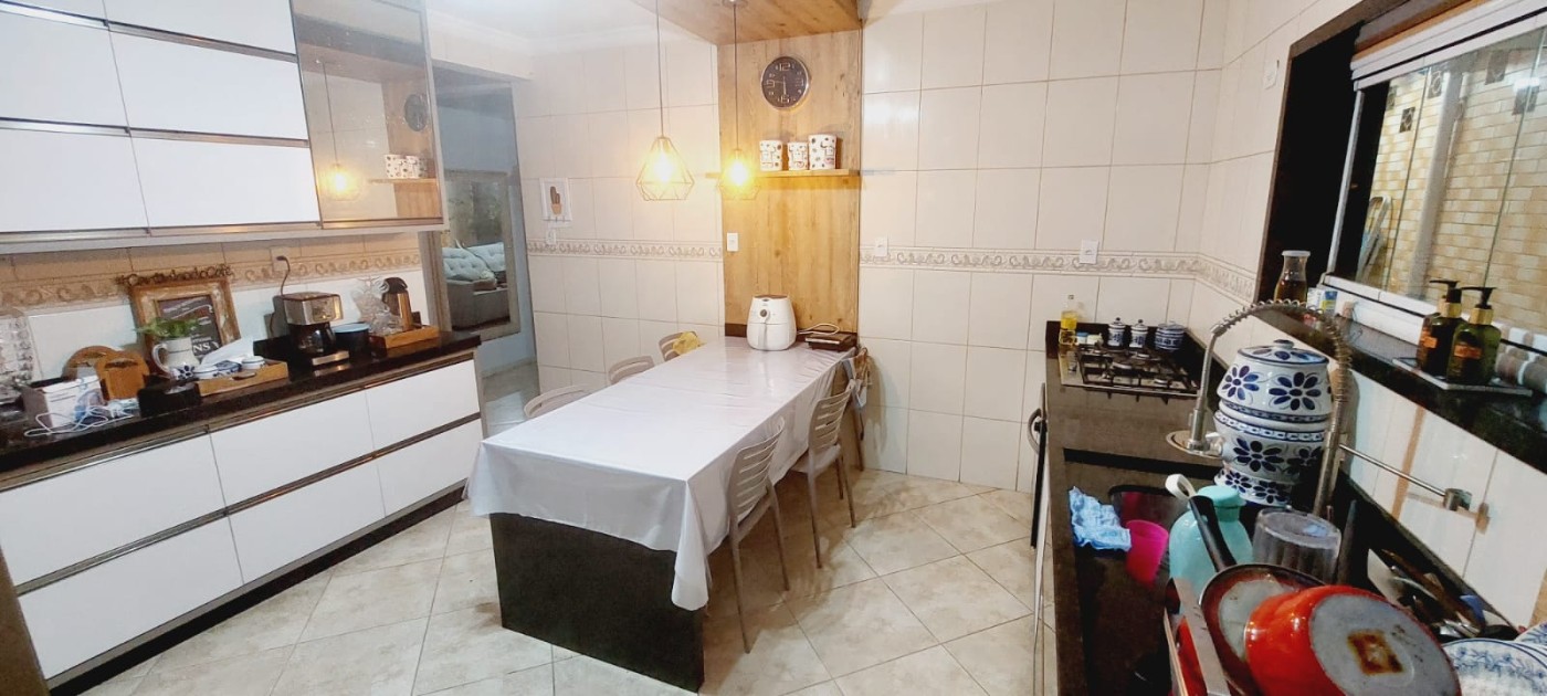 Casa com 2 quartos e 154 m² em Vila Guilhermina, Praia Grande