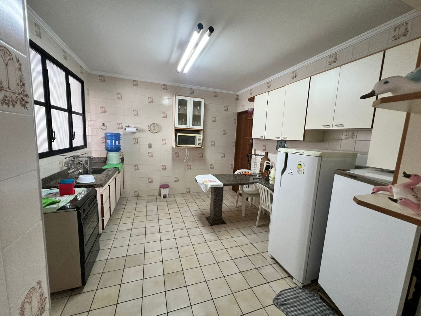 Apartamento com 3 quartos e 142 m² em Vila Guilhermina, Praia Grande