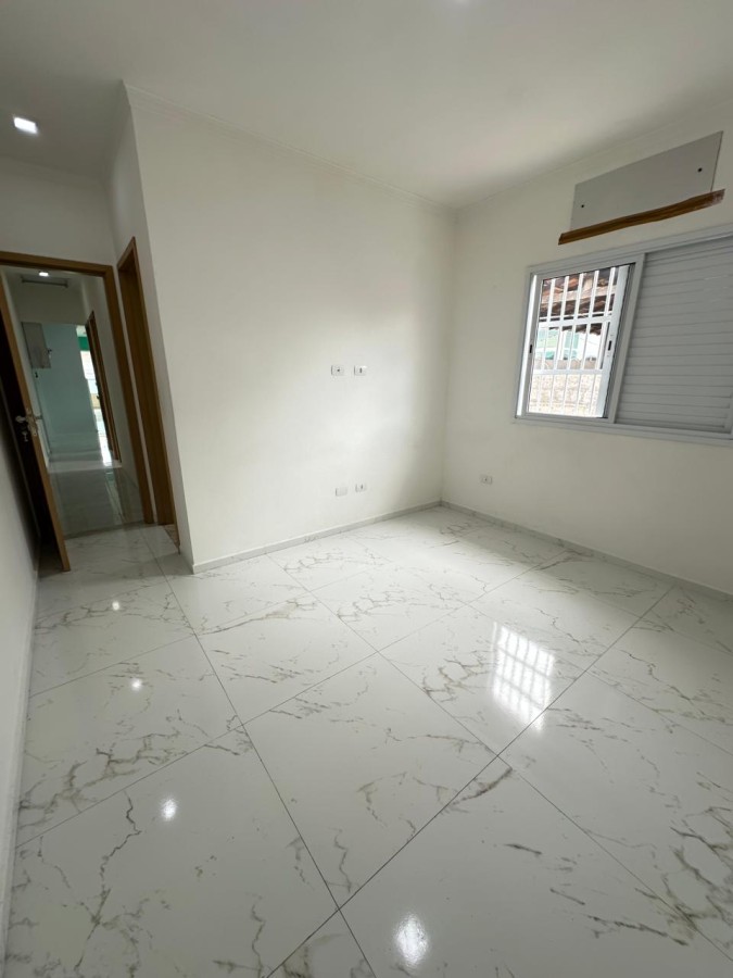 Casa com 2 quartos e 75 m² em Vila Guilhermina, Praia Grande