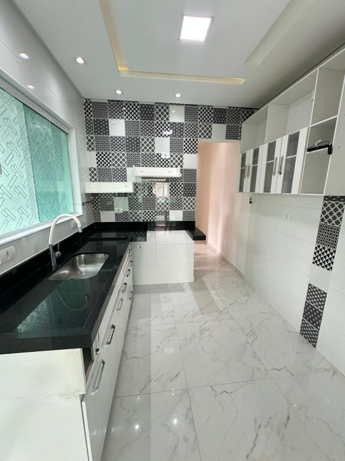 Casa com 2 quartos e 75 m² em Vila Guilhermina, Praia Grande