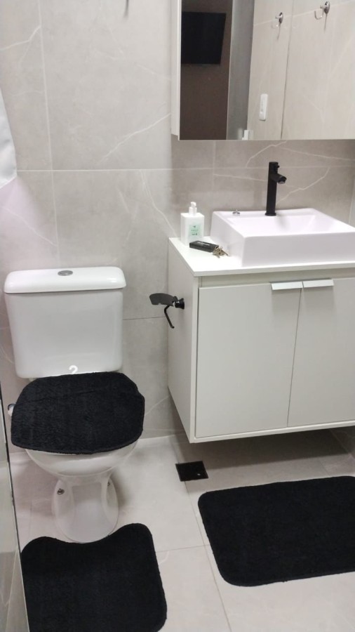 Apartamento com 2 quartos e 70 m² em Vila Guilhermina, Praia Grande