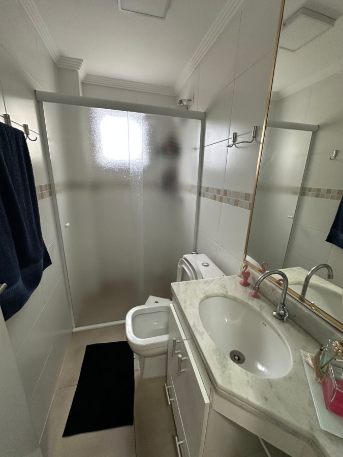 Apartamento com 2 quartos e 77 m² em Vila Guilhermina, Praia Grande