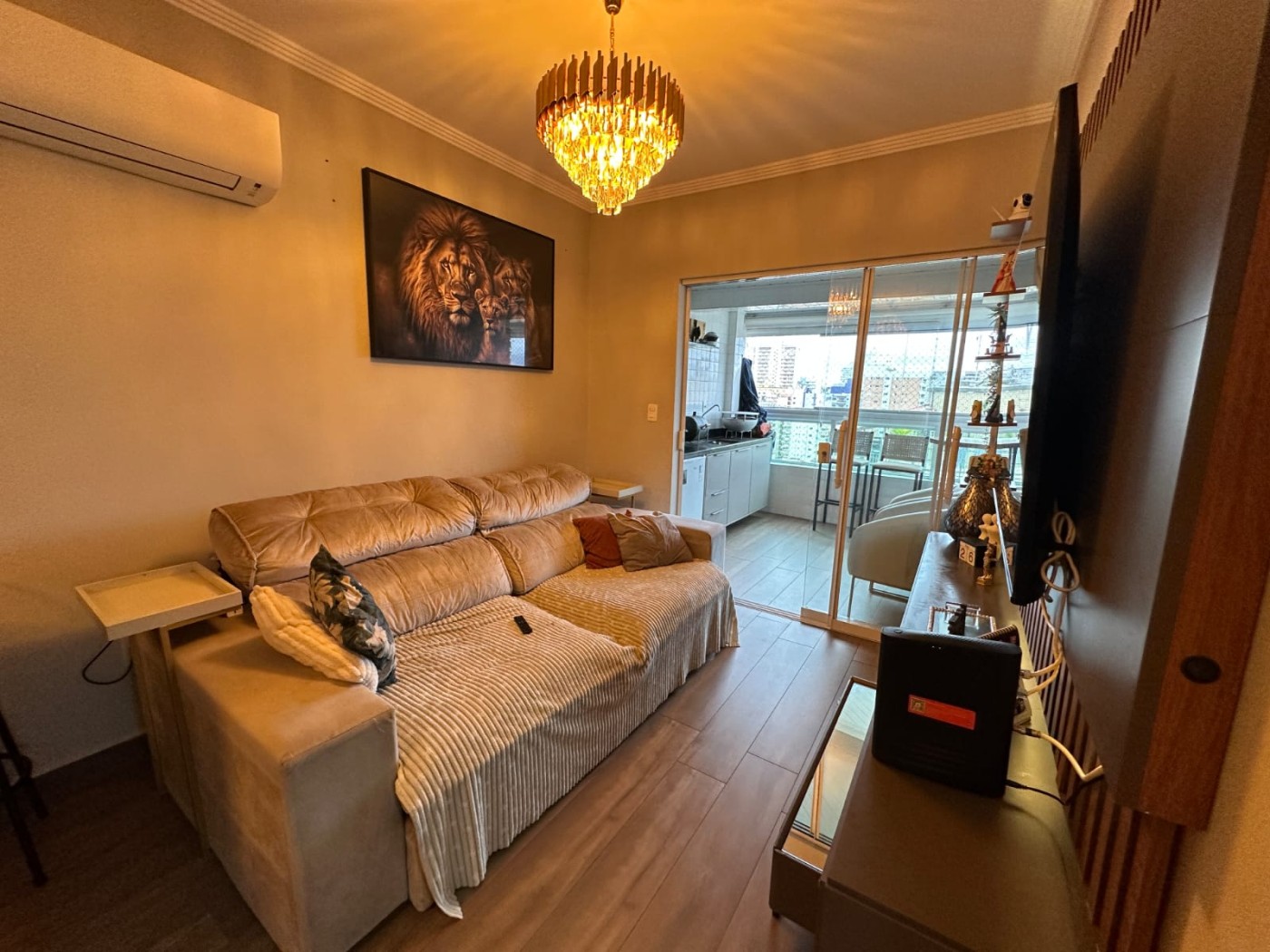 Apartamento com 2 quartos e 77 m² em Vila Guilhermina, Praia Grande