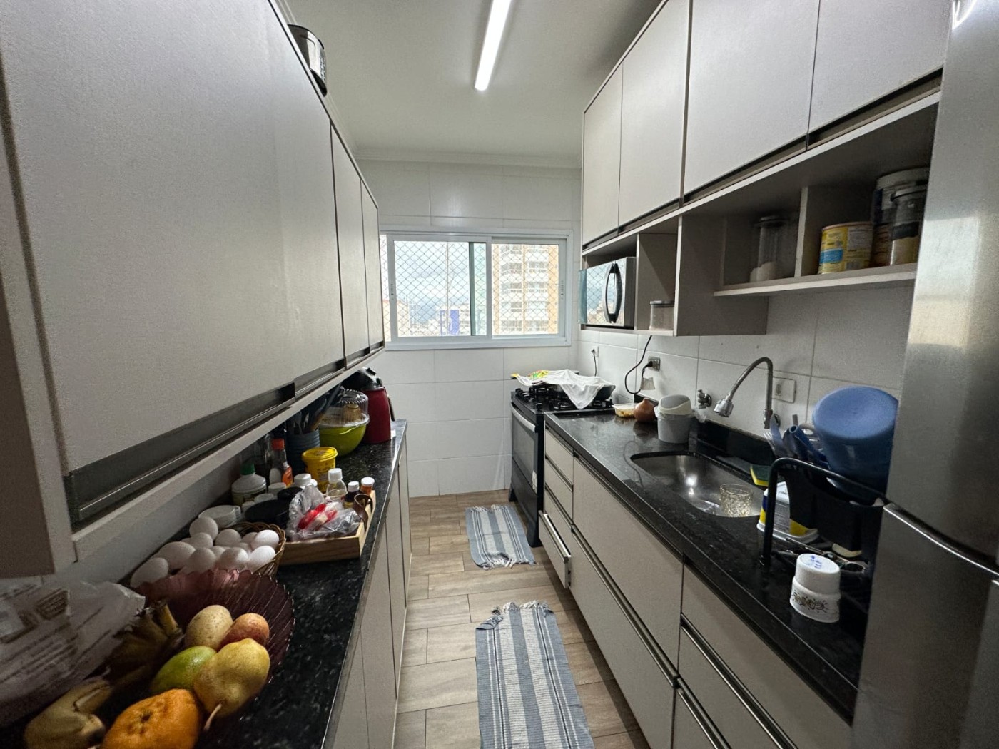 Apartamento com 2 quartos e 77 m² em Vila Guilhermina, Praia Grande