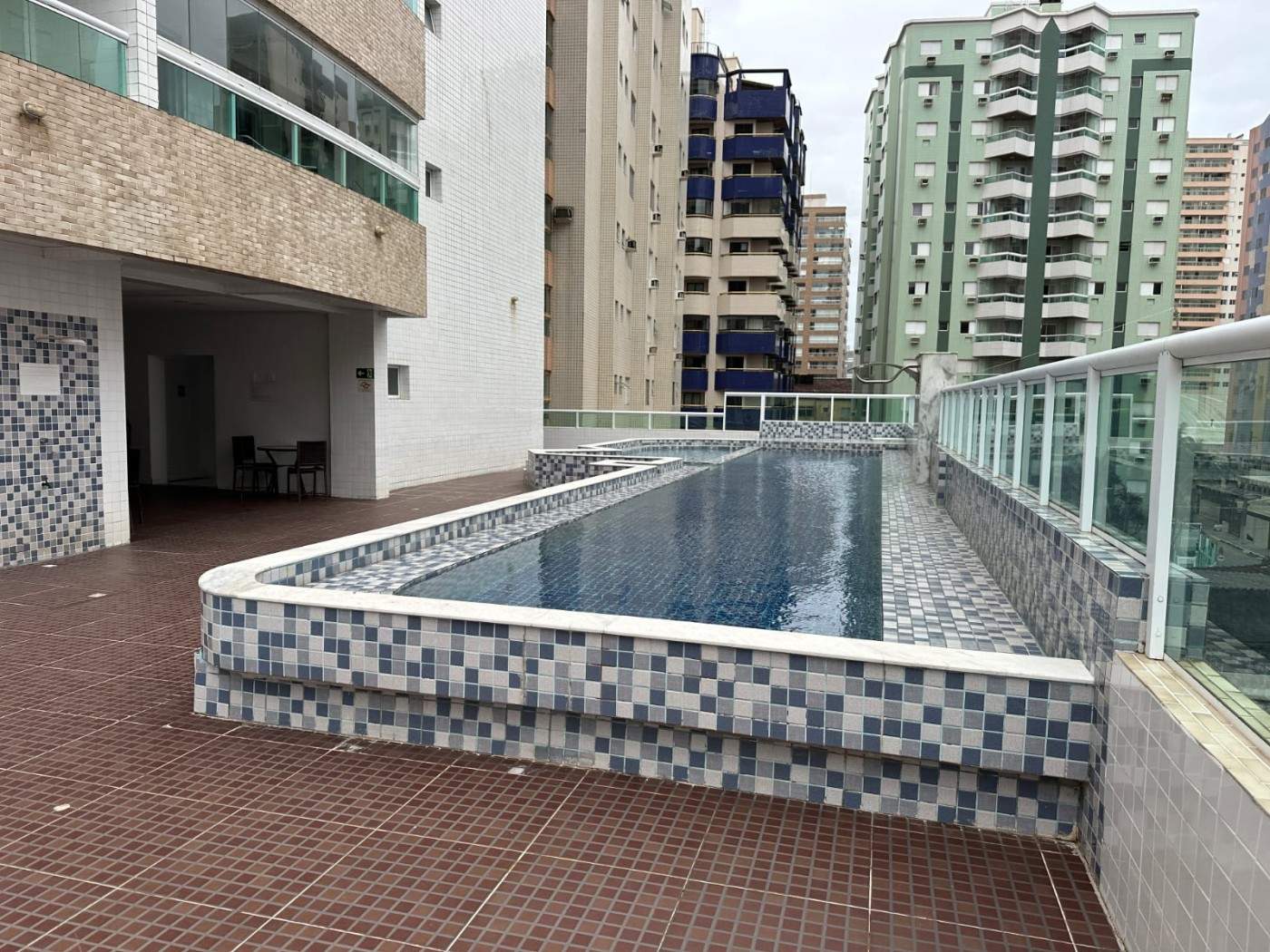 Apartamento com 2 quartos e 77 m² em Vila Guilhermina, Praia Grande