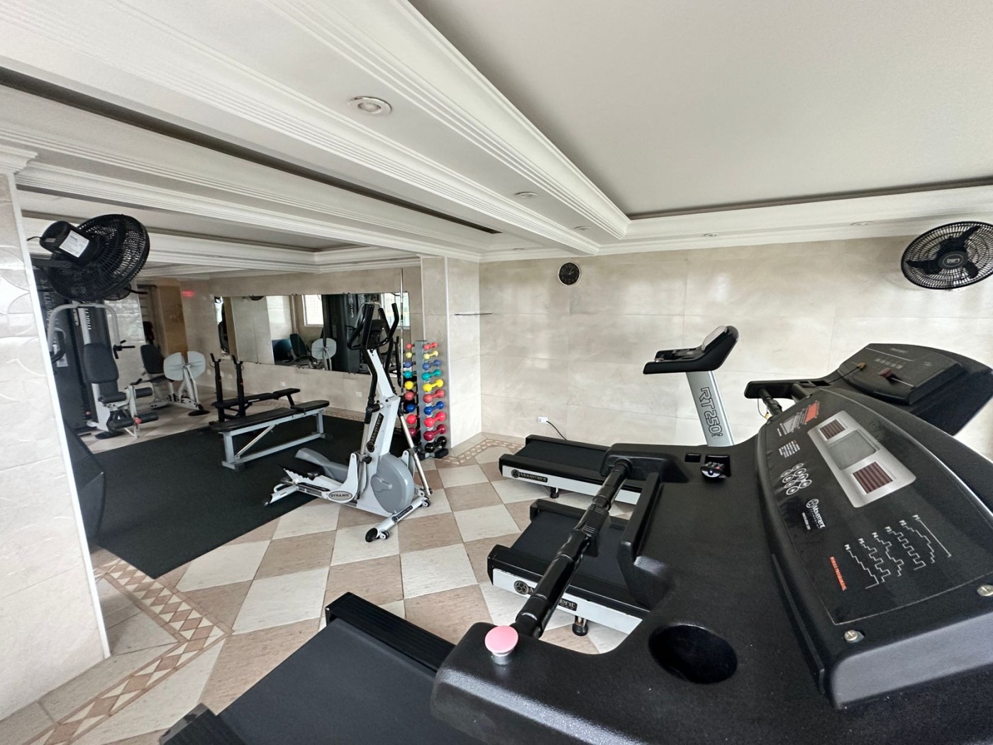 Apartamento com 3 quartos e 170 m² em Vila Guilhermina, Praia Grande
