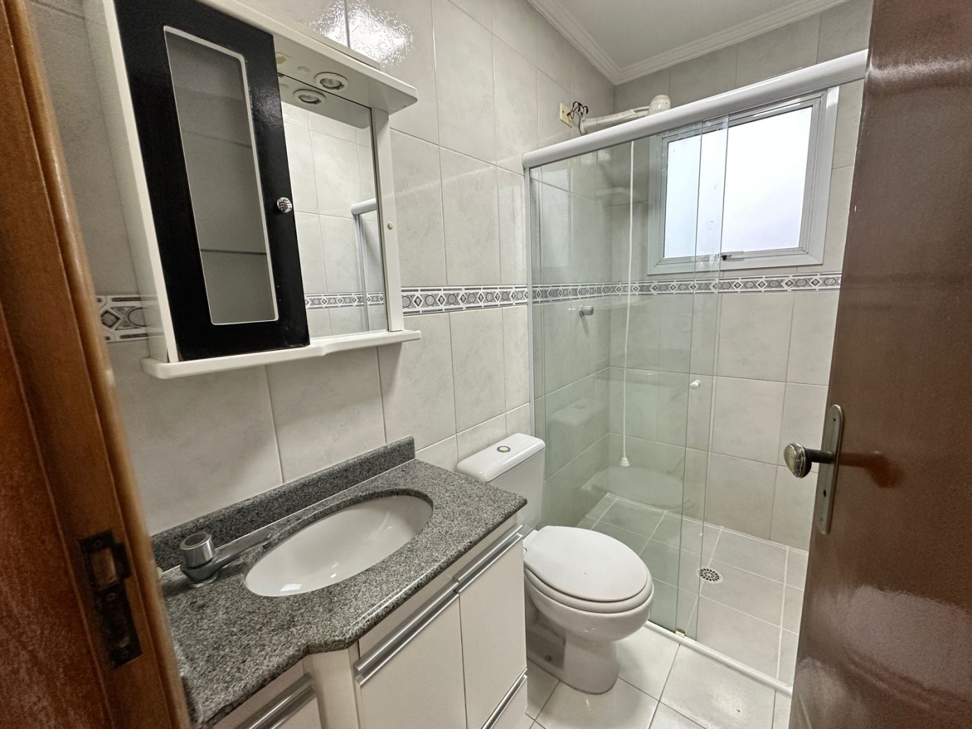 Apartamento com 3 quartos e 170 m² em Vila Guilhermina, Praia Grande