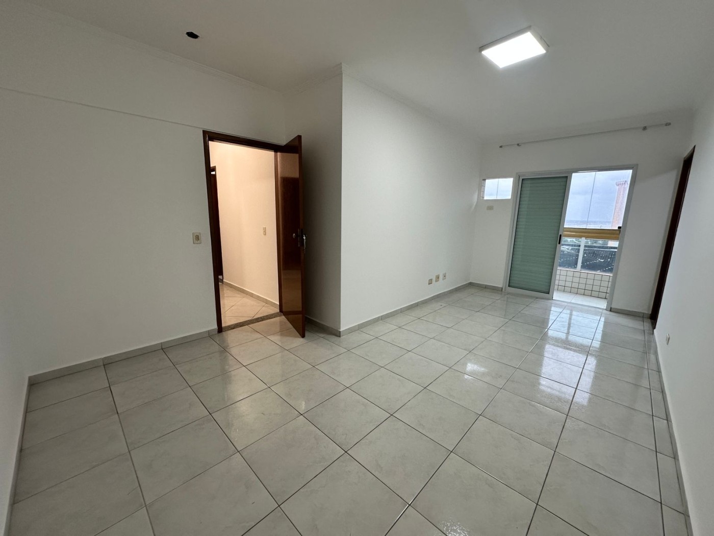 Apartamento com 3 quartos e 170 m² em Vila Guilhermina, Praia Grande