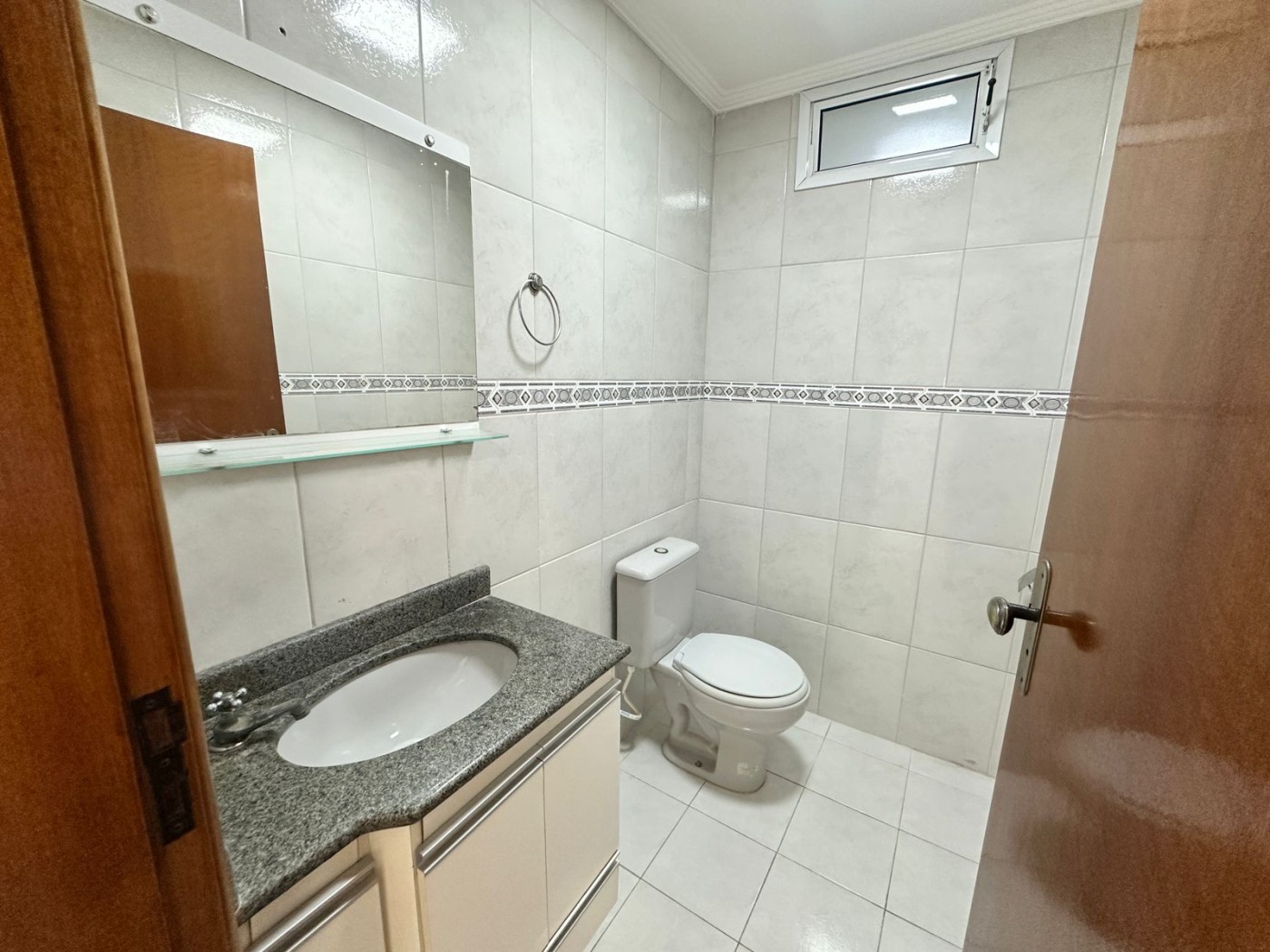 Apartamento com 3 quartos e 170 m² em Vila Guilhermina, Praia Grande