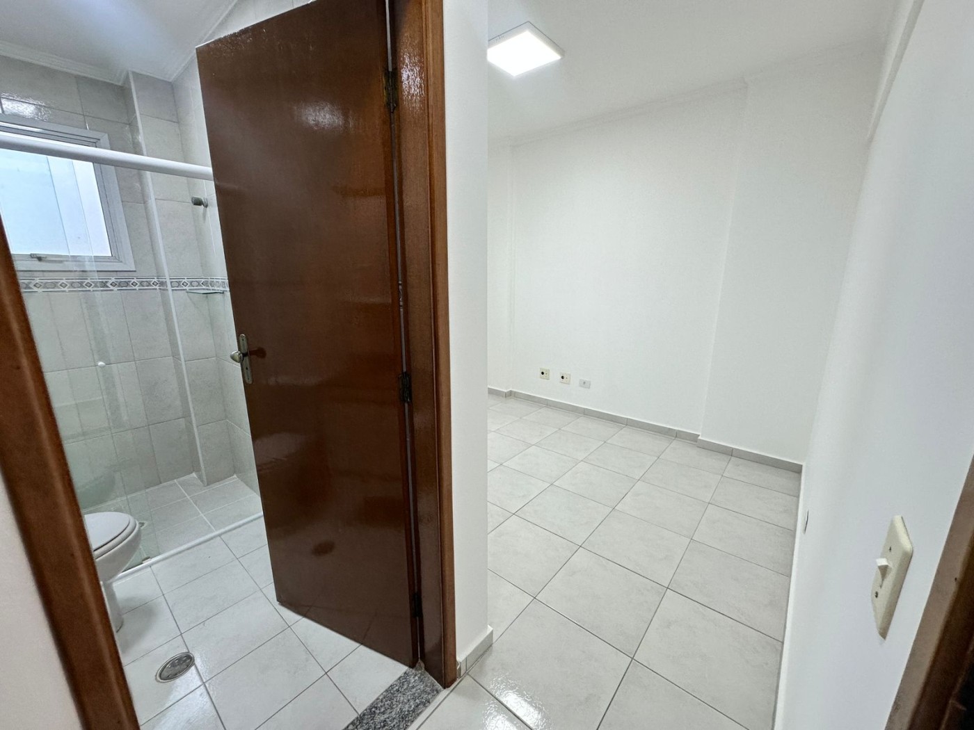 Apartamento com 3 quartos e 170 m² em Vila Guilhermina, Praia Grande
