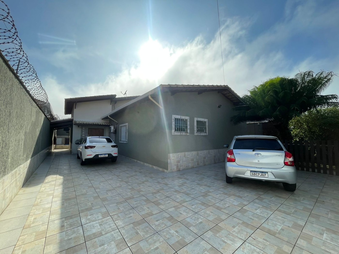 Casa com 4 quartos e 160 m² em Vila Guilhermina, Praia Grande