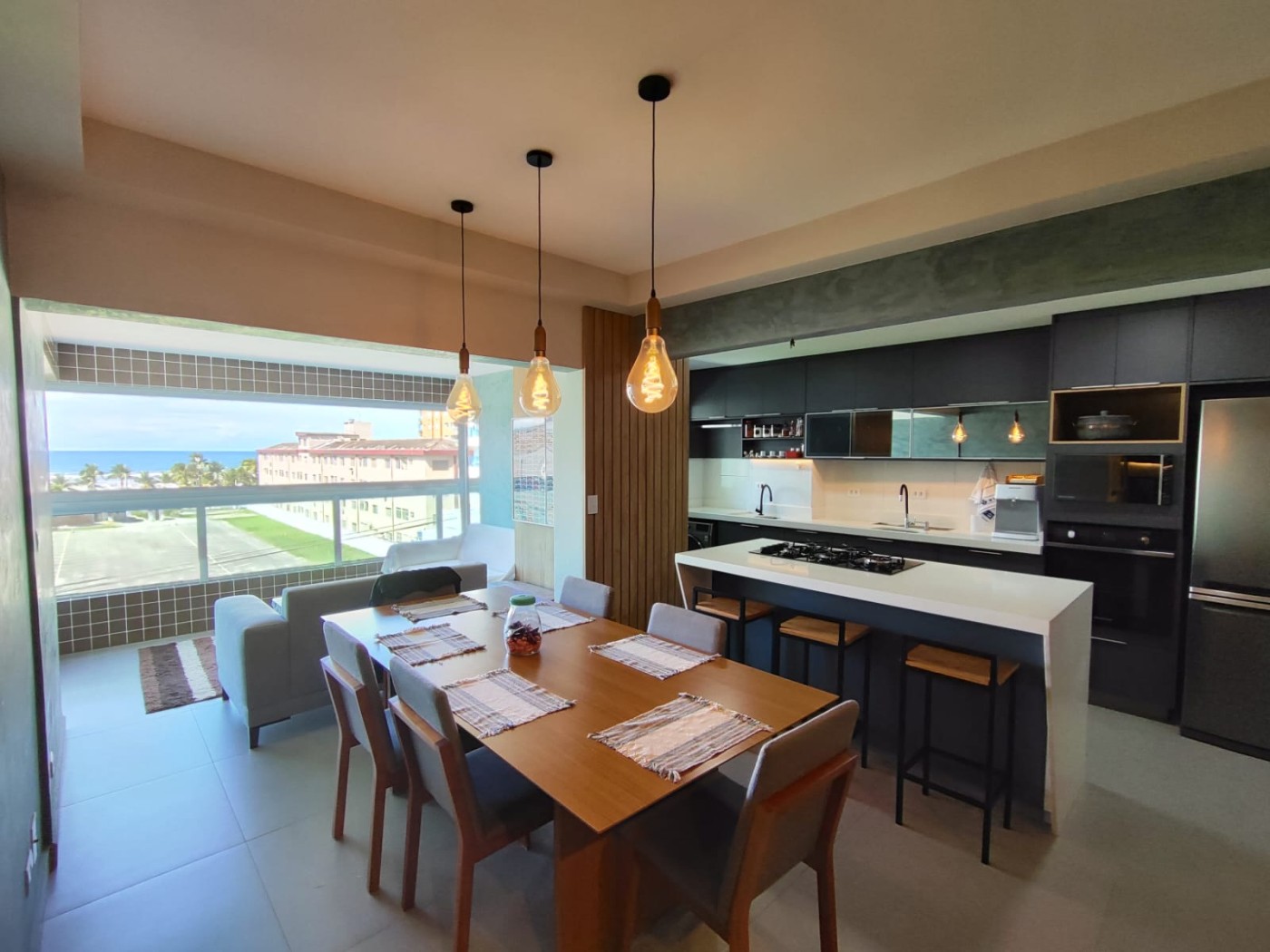 Apartamento com 3 quartos e 118 m² em Vila Guilhermina, Praia Grande
