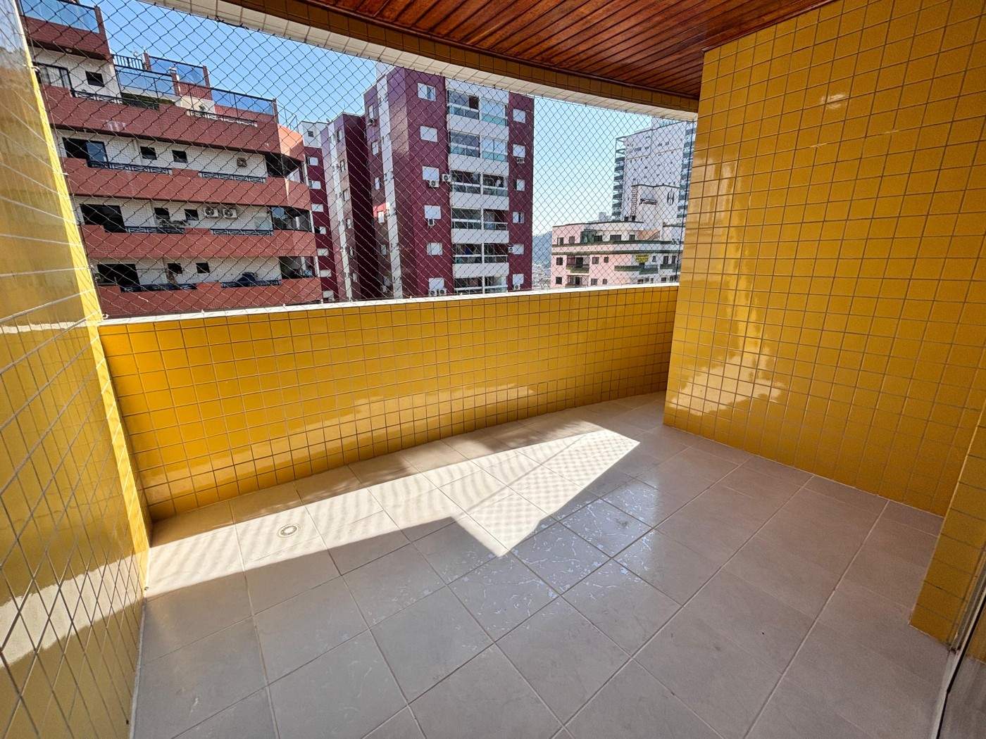 Apartamento com 2 quartos e 89 m² em Vila Guilhermina, Praia Grande