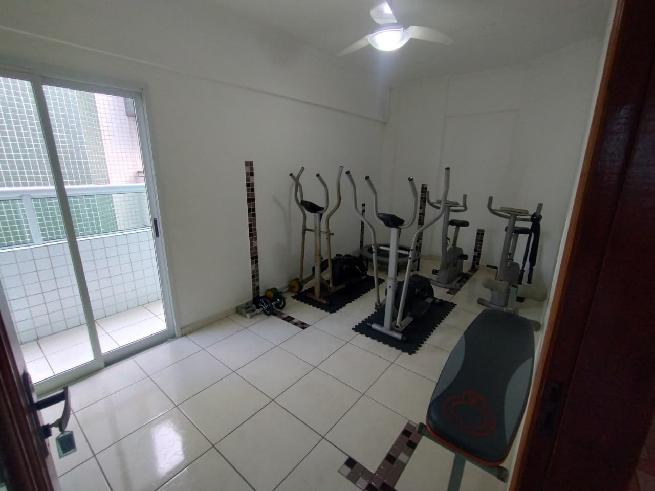 Apartamento com 1 quarto e 69 m² em Vila Guilhermina, Praia Grande