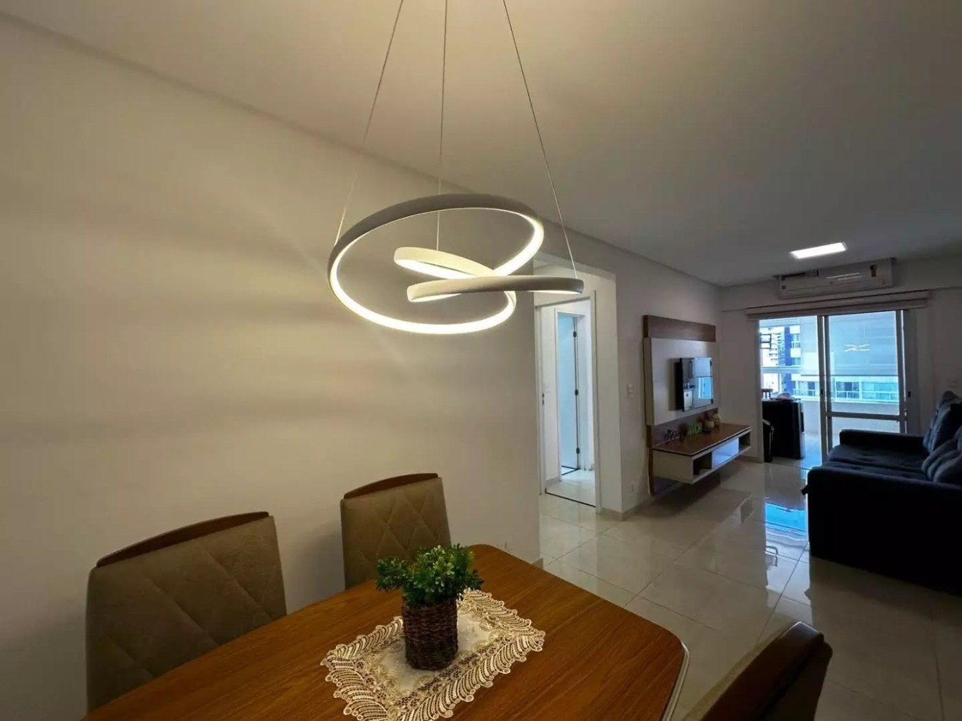Apartamento com 2 quartos e 92 m² em Vila Guilhermina, Praia Grande