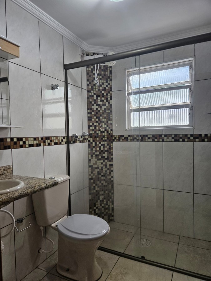 Apartamento com 2 quartos e 72 m² em Vila Guilhermina, Praia Grande
