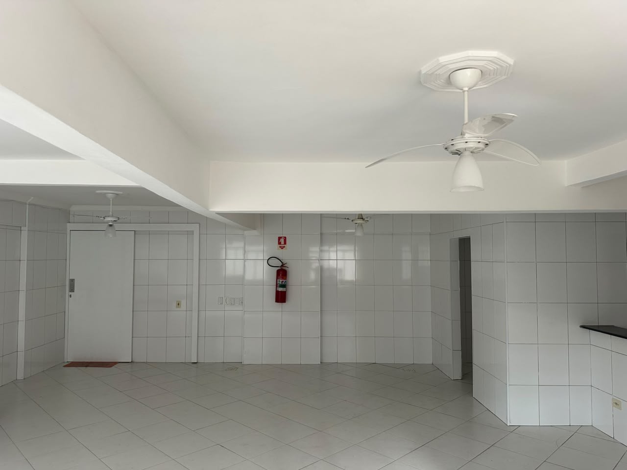 Apartamento com 2 quartos e 90 m² em Vila Guilhermina, Praia Grande