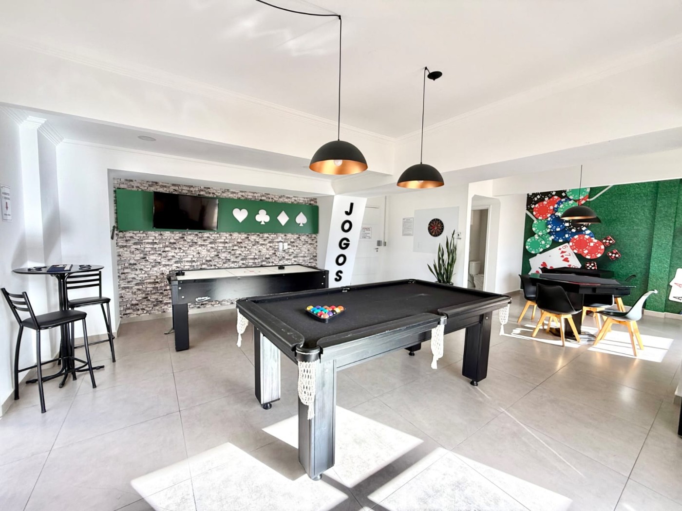 Apartamento com 2 quartos e 63 m² em Vila Guilhermina, Praia Grande