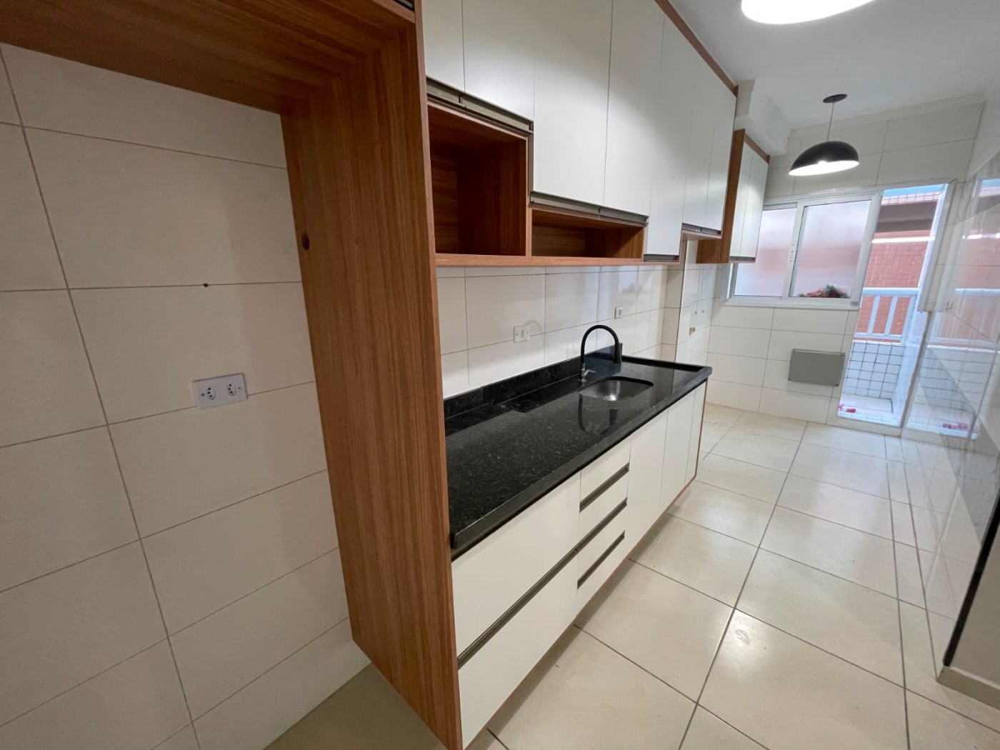 Apartamento com 2 quartos e 64 m² em Vila Guilhermina, Praia Grande
