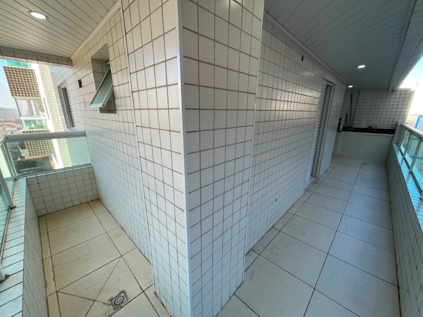 Apartamento com 2 quartos e 64 m² em Vila Guilhermina, Praia Grande