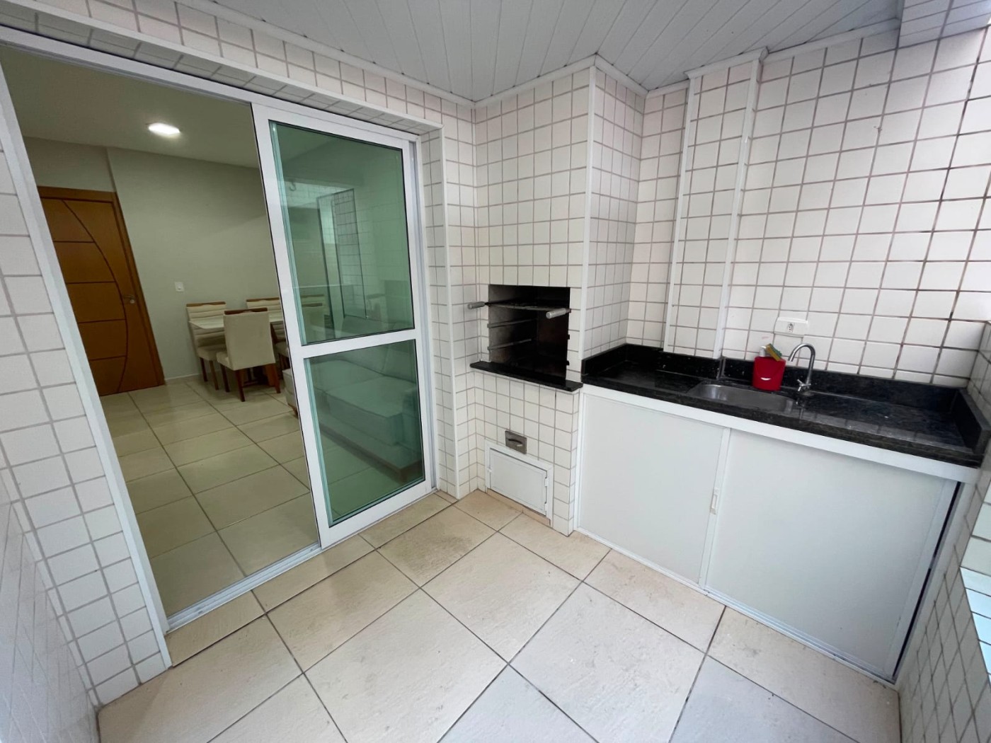 Apartamento com 2 quartos e 64 m² em Vila Guilhermina, Praia Grande