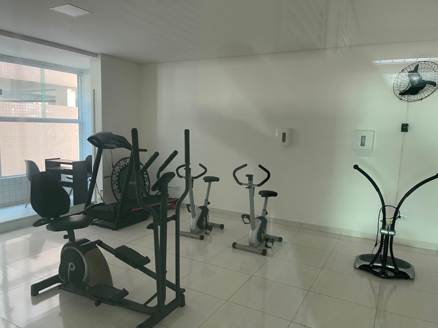 Apartamento com 2 quartos e 64 m² em Vila Guilhermina, Praia Grande