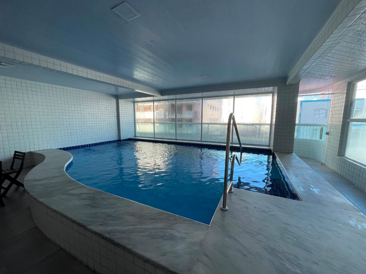 Apartamento com 2 quartos e 64 m² em Vila Guilhermina, Praia Grande