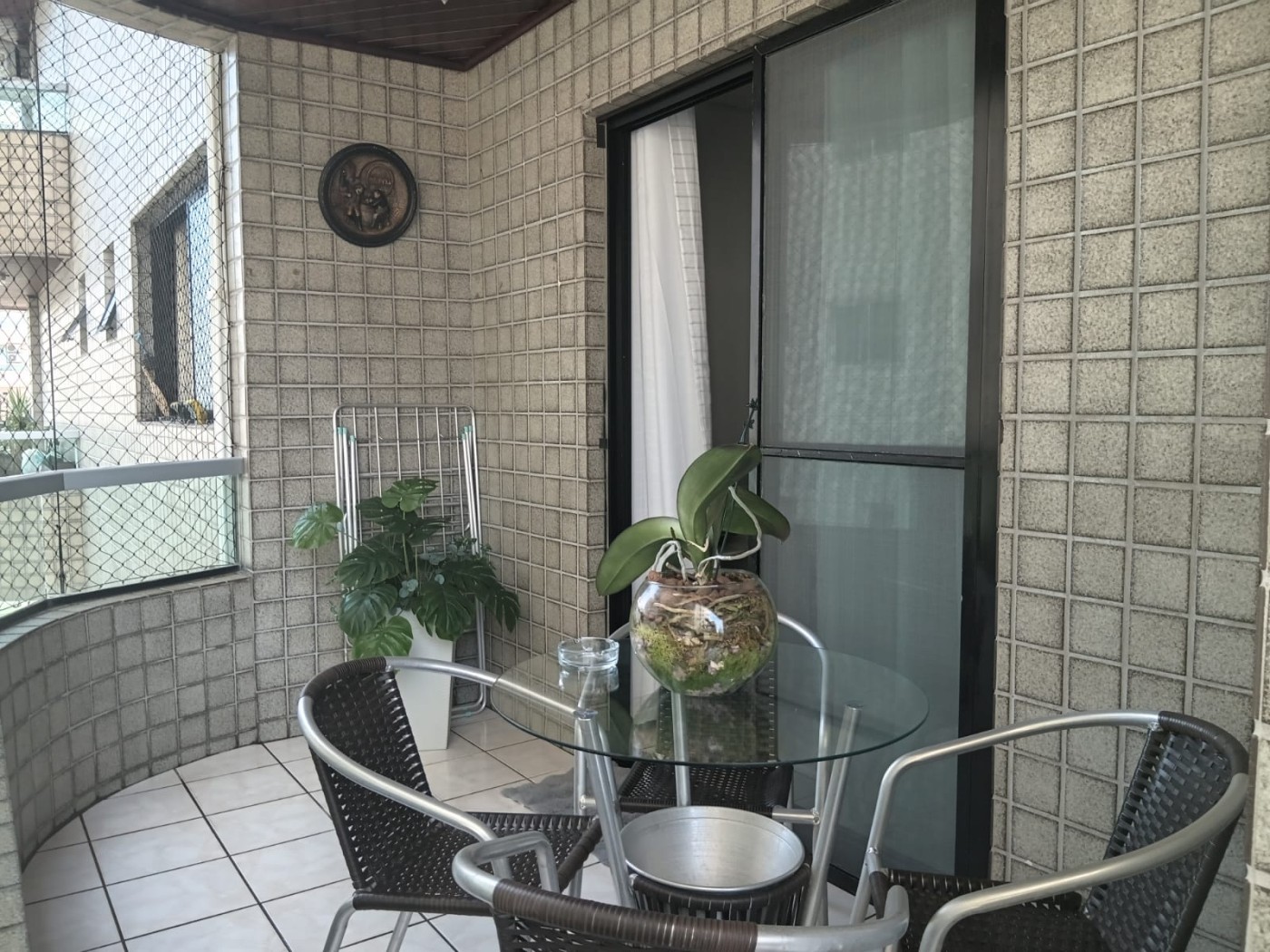 Apartamento com 1 quarto e 75 m² em Vila Guilhermina, Praia Grande