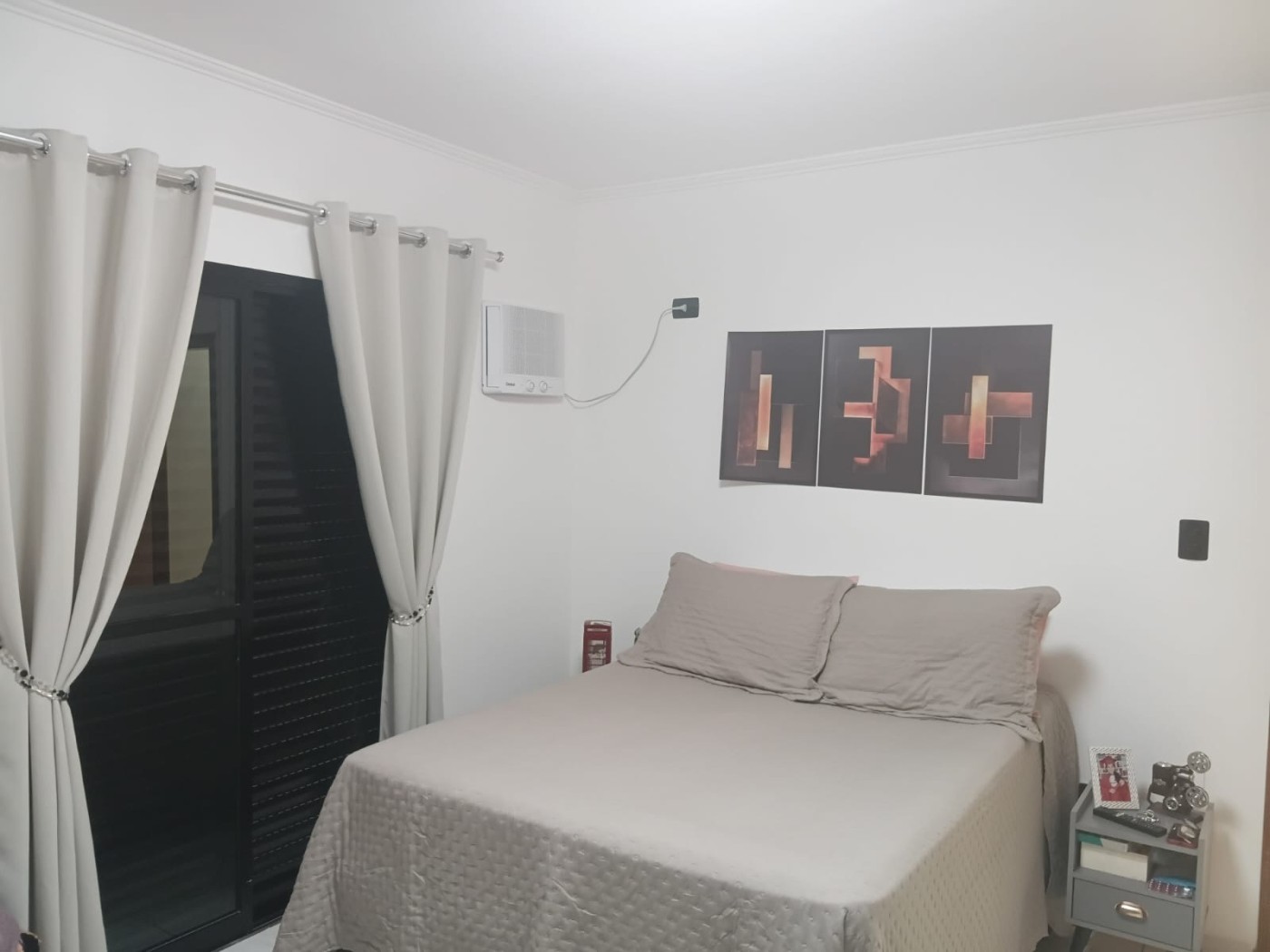 Apartamento com 1 quarto e 75 m² em Vila Guilhermina, Praia Grande
